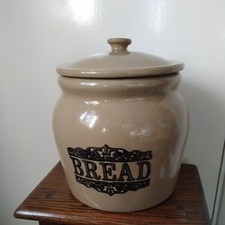 Moira Farmhouse Stoneware