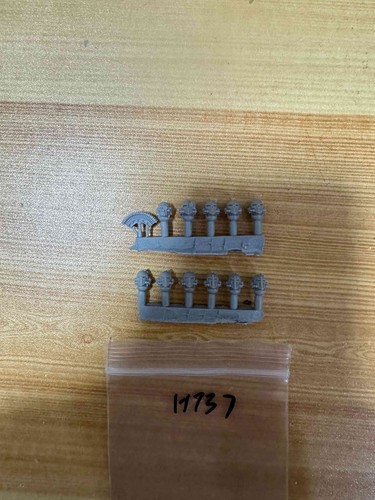 Iron warriors mkvi heads - iron,