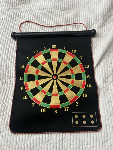 Reversible magnetic dartboard - reversible,