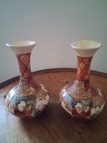 Pair small japanese - of,