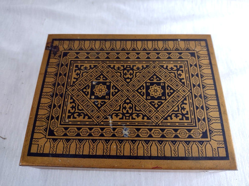 Cigarette cigar box - cigarette, tone