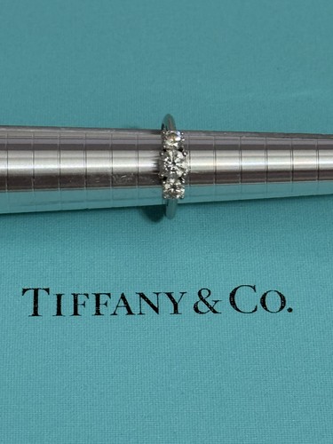 Tiffany 3 stone - 3,