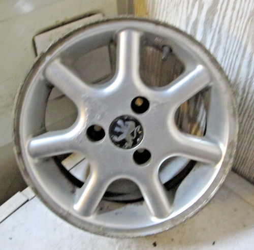 Peugeot 106 mk1 - 3stud, inch