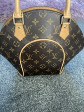 Louis Vuitton LV logo Ellipse