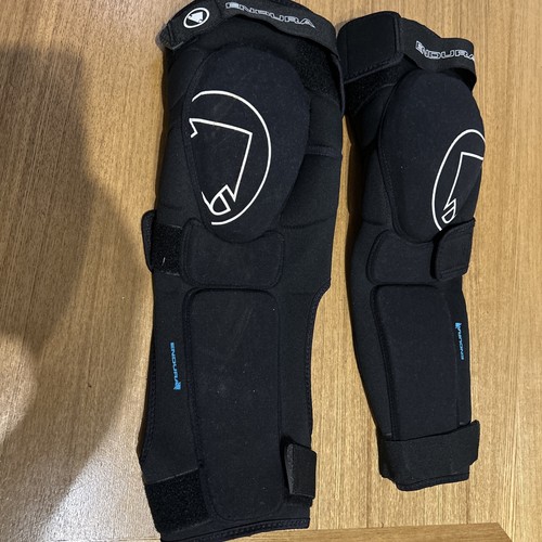 Endura singletrack shin - endura, pads