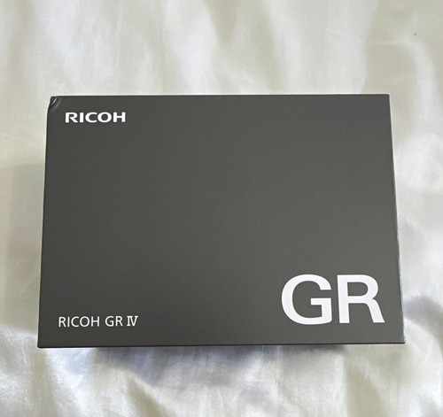 Ricoh compact digital - iv,