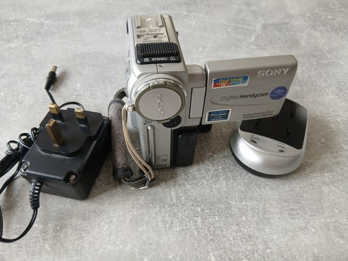 Sony dcr pc3e mini - mini, tape