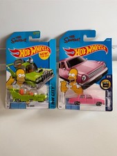 Hot Wheels The Homer - Simpsons Family Car Lot of 2 A41