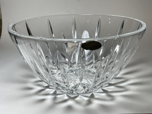 Cut crystal serving salad - cut,