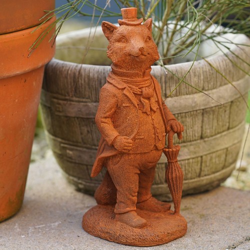 Cast iron fox - cast, mr