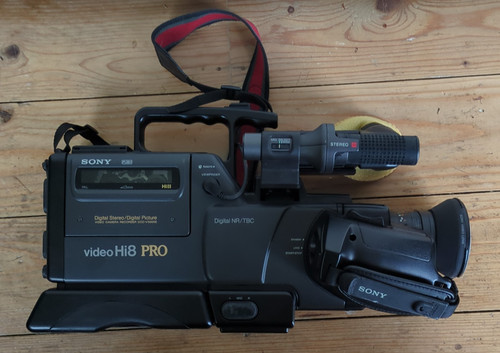 Sony ccd v6000e - ccd-v6000e, camera