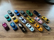Job Lot Collection Of 17 Hot