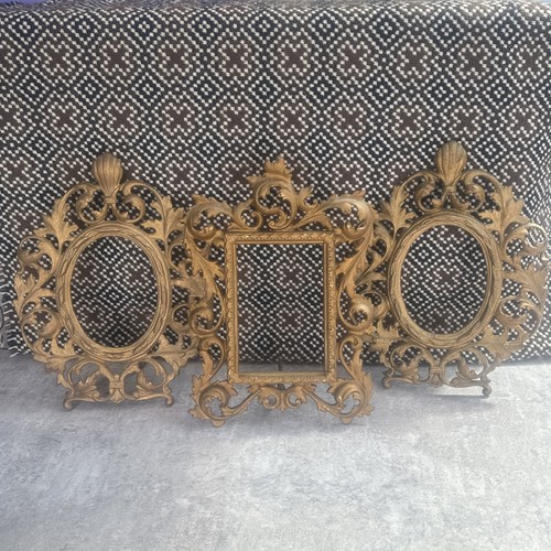 Vintage ornate gold metal - 3x,