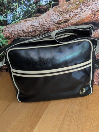 Fred perry black - perry,