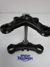 TRIUMPH BONNEVILLE BOBBER