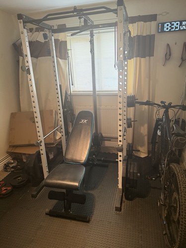 Power cage olympic bench - cage.,