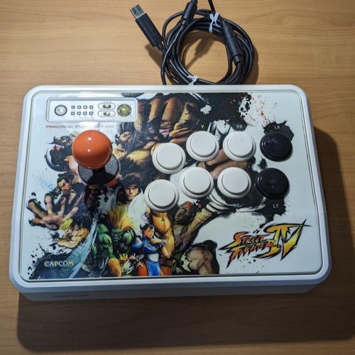 Mad catz street fighter - catz, iv