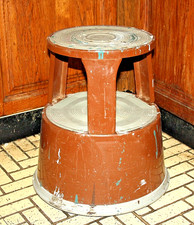 Wedo Metal Kick Stool in Brown