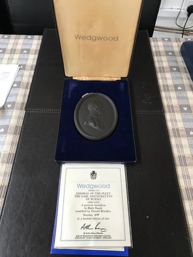 Wedgwood black basalt earl - black,