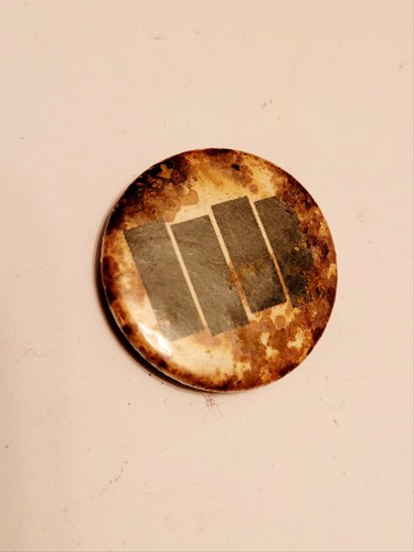 Black flag 25mm pin - black,