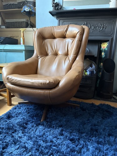 Vintage retro swivel egg chair - swivel,