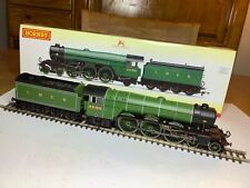 Hornby R3132 LNER 4-6-2 A3 Class Locomotive 2599 Book Law