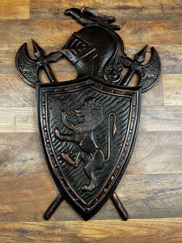 Shield wall plaque decor