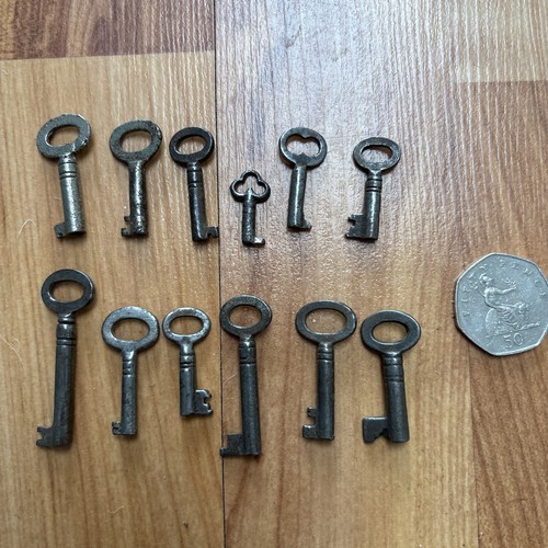 Antique job lot assorted - job,