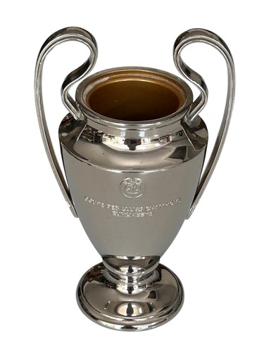 Official uefa champions league - champions,