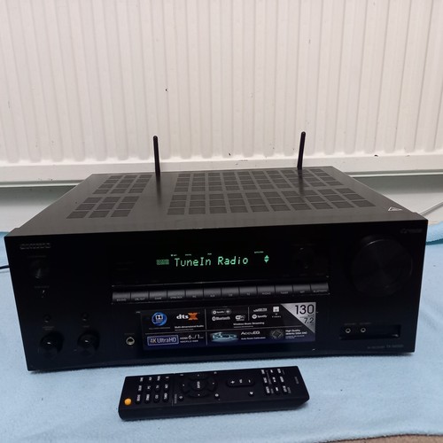Black receiver onkyo - 7.2,