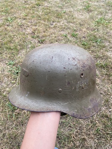 Spanish model helmet - model, z