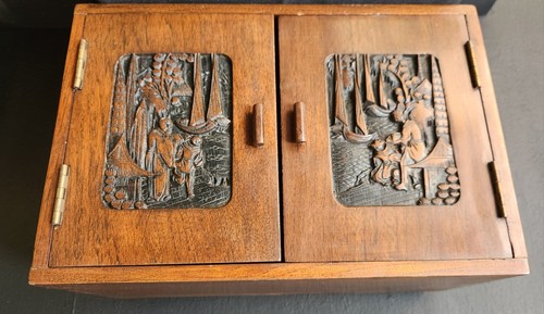 Small ornate chinese - ornate,