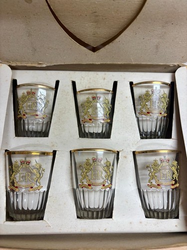 Rare complete set - complete, —