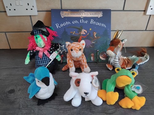 Story sack resource - sack, room