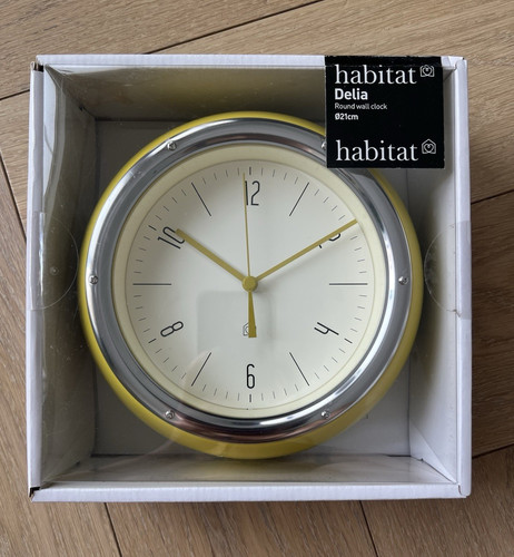 Habitat delia round wall - delia,