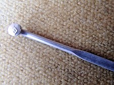 DT STAINLESS STEEL FLAT BLADED