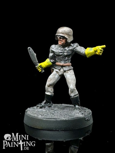 Judge dredd miniatures game - judge,