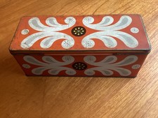 VINTAGE RETRO JACOBS CREAM CRACKERS TIN.