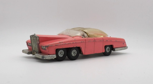 Dinky toys 100 lady penelopes - dinky,