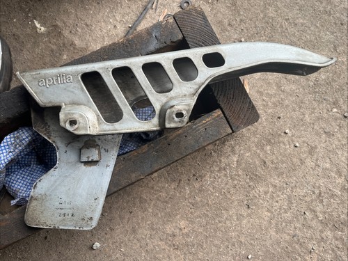 Aprilia chain guard - aprilia,