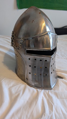 Metal knight crusader armor - knight,