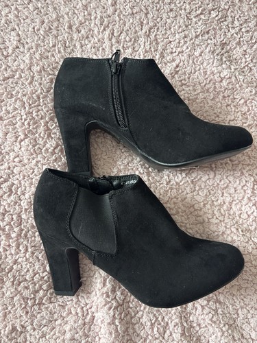 Brand new suede - heel, boots