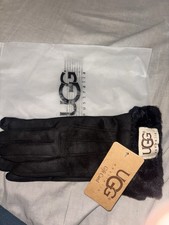 Ladies UGG Large Chocolate Brown Classic Soft Leather Logo Gloves Sheepskin Cuff