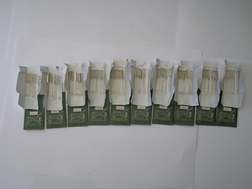 100 sewing machine needles - sewing,