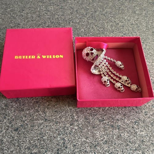 Butler wilson crystal skull - &,