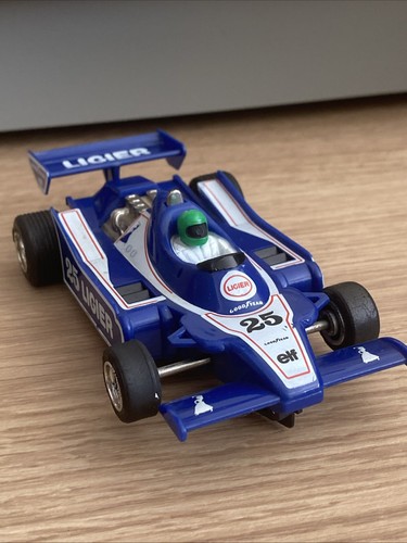 Vintage scalextric car - scalextric,