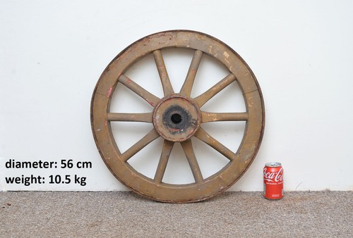 Vintage old wooden cart - , wagon