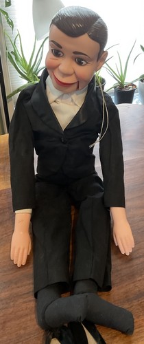 Juro novelty 1968 charlie - novelty,