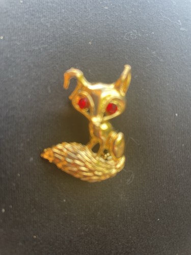 Vintage gold tone fox - vintage,