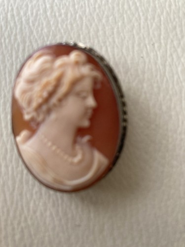 Vintage cameo brooch - vintage,